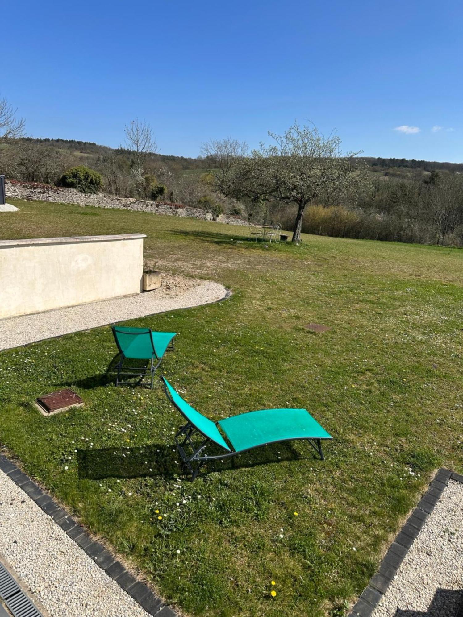 Studio Au Calme Avec Terrasse Rougemont  Kültér fotó